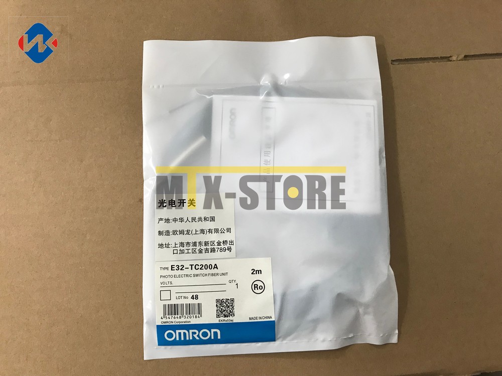 1PC Brand New Omron Fiber optic sensor E32-TC200A