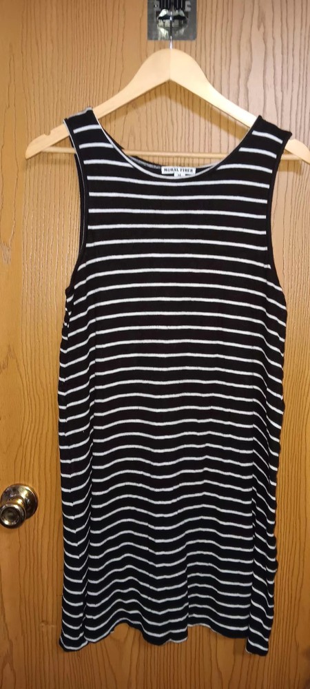 Moral Fiber Dress Womens Size XL  Black And White Stripes Keyhole Back Ribbed