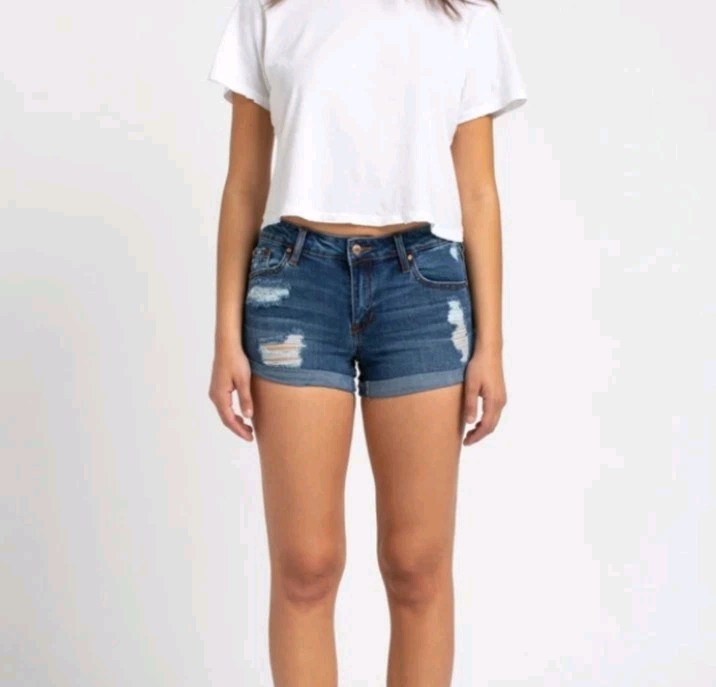Celebrity Pink The Honey Mid Rise Distressed Denim Jean Shorts Size 5/27