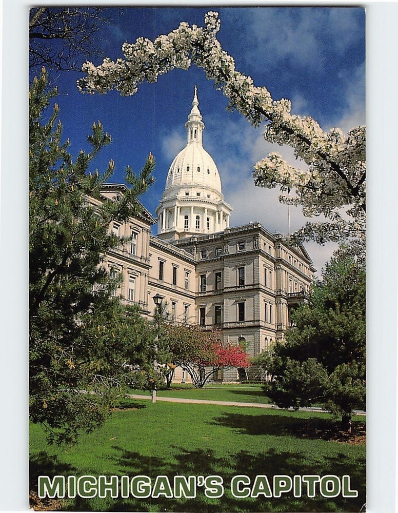 Postcard State Capitol Lansing Michigan USA