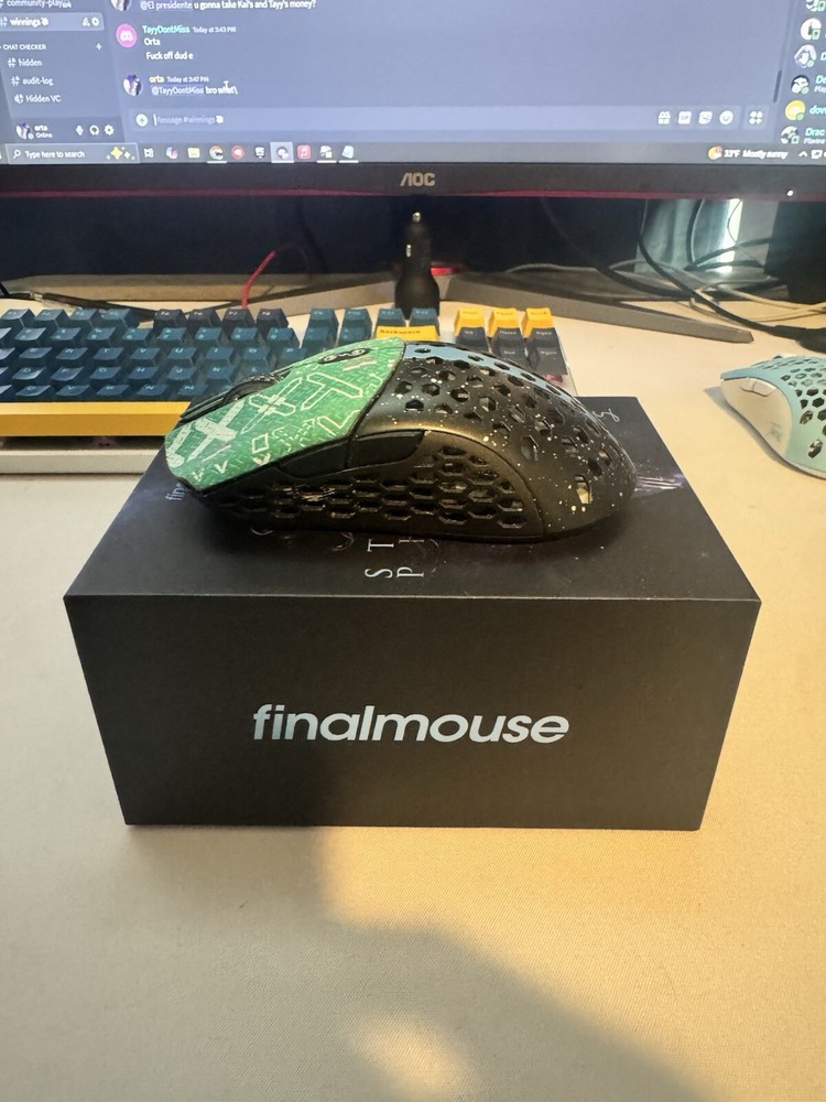 Finalmouse Starlight 12 Gaming Mouse in Black for Precision Play