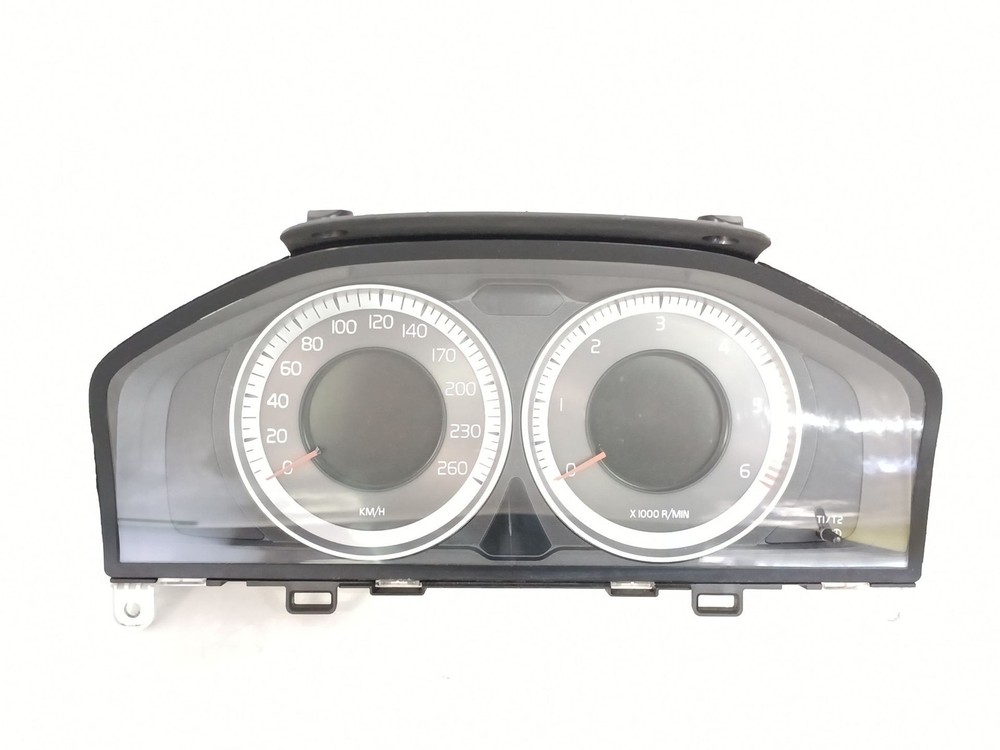 31327582AA INSTRUMENT CLUSTER / 251477 FOR VOLVO XC60 I SUV 156 2.4 D / D3 /