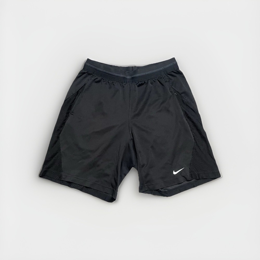 Nike Dri-FIT Men's Black Athletic Shorts Size M Drawstring Breathable Pockets