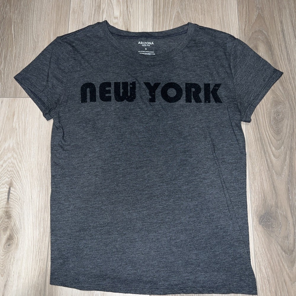 Arizona Jean Co New York Graphic Tee Women's Small Gray Short Sleeve T-Shirt