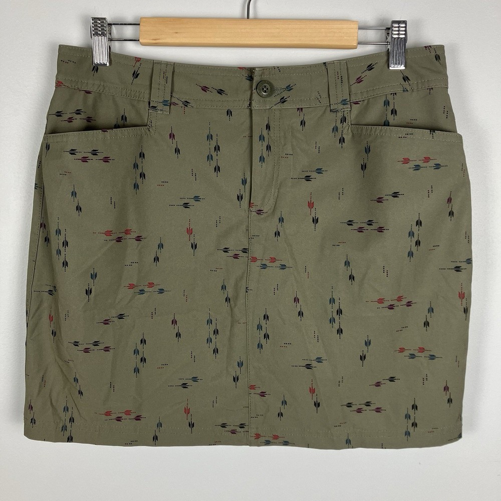 Eddie Bauer Adventurer 2.0 Skort Womens Size 8 Olive Green Arrow Print