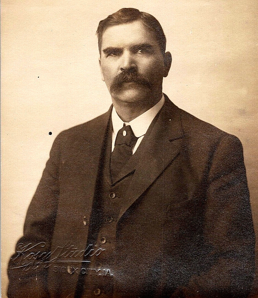 Sioux City Iowa Portrait Of A Man In Suit Coat Tie Vintage Real Photo Postcard
