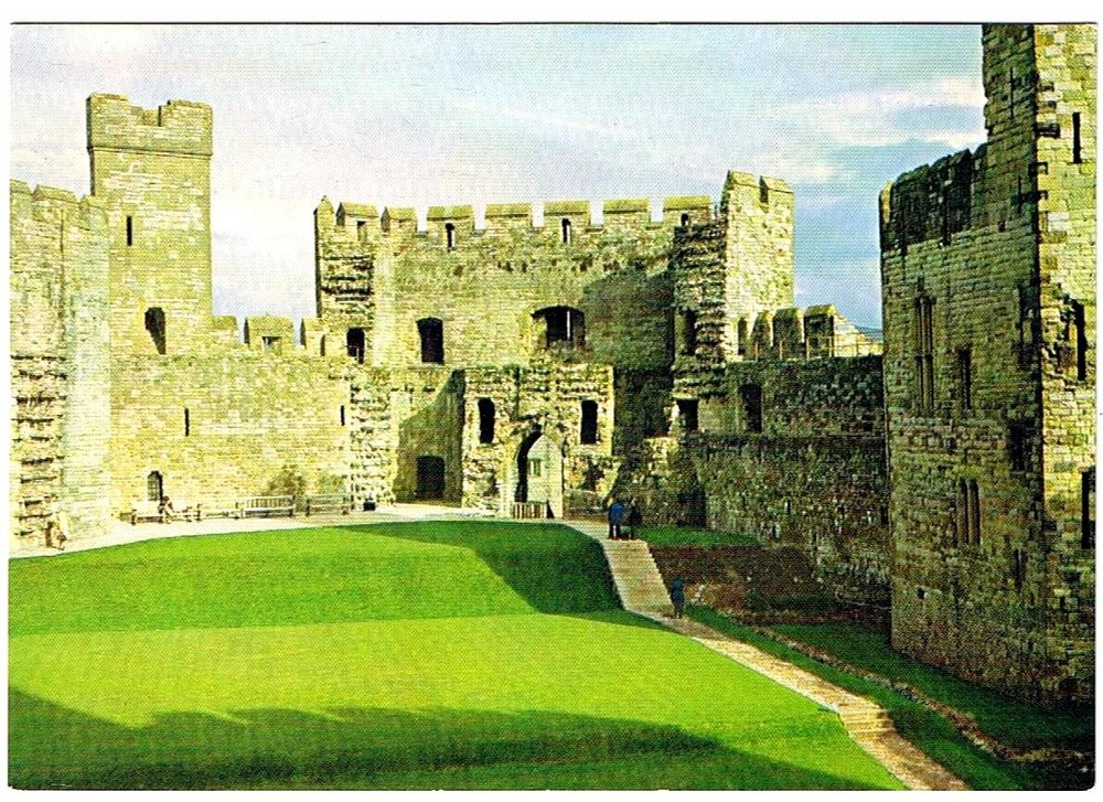United Kingdom UK Postcard Wales Caernarvon Castle Watch Tower Queen's Gate