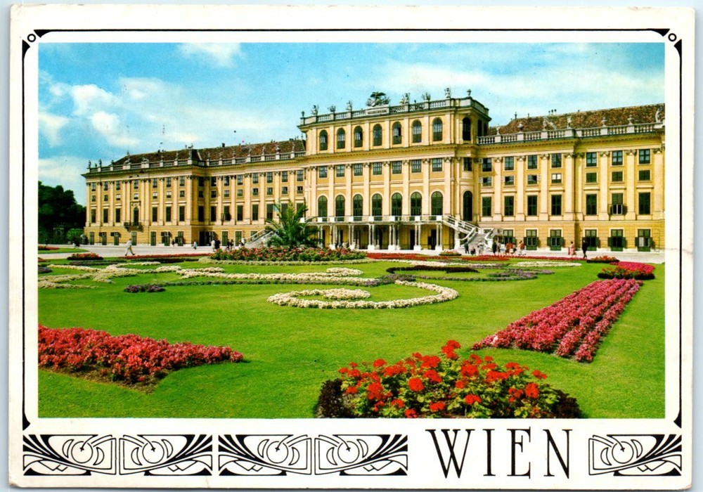 Postcard - Schoenbrunn Castle, Vienna/Wien, Austria