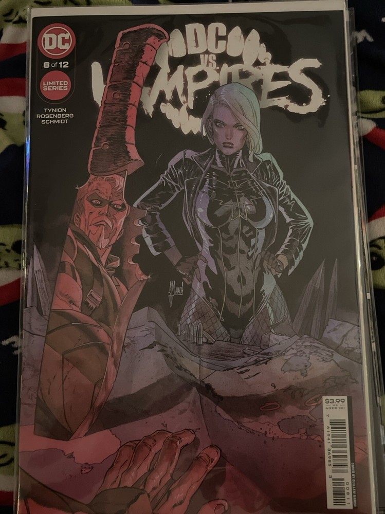 Dc Vs Vampires #8 (of 12) Cvr A Guillem March DC Comics Comic Book
