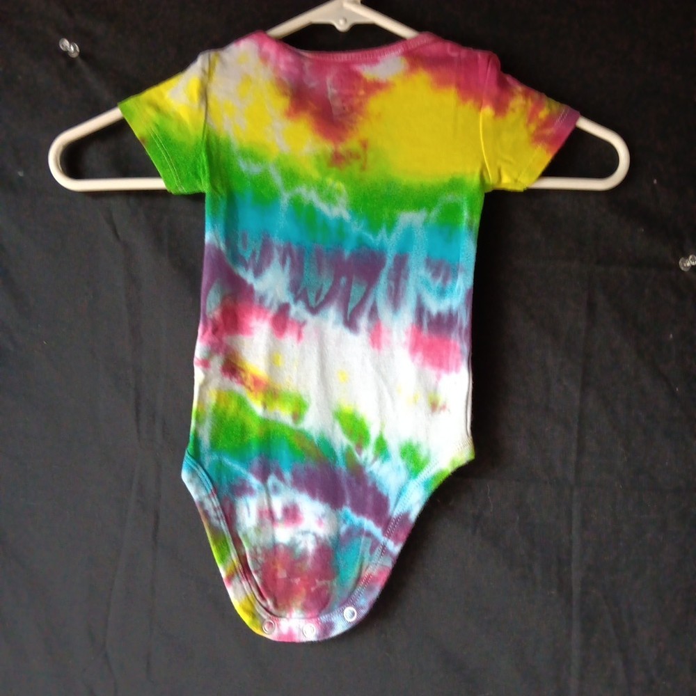 Child of Mine by Carter's Tie-Dye Infant Romper Size 3-6 Months
