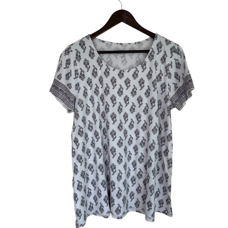 J. Jill Pure Jill White and Purple Scoop neck Elliptical Tee - Large