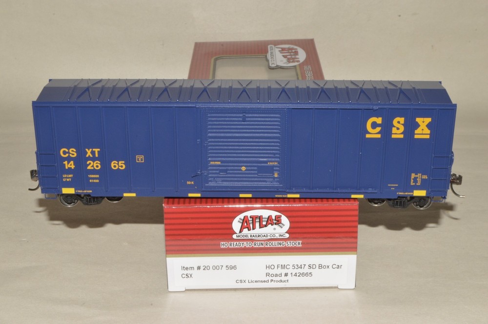 HO scale Atlas Master CSX Transportation RR 50' FMC 5347 box car train 142665