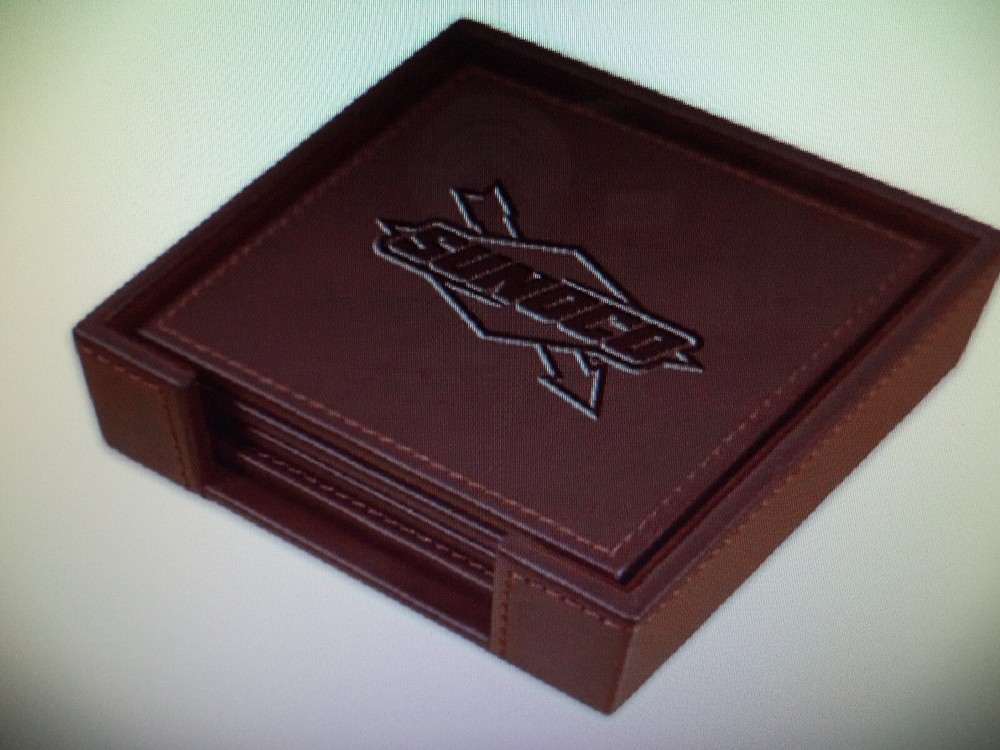 RARE SUNOCO LOGO 4 PIECE LEATHERETTE SQUARE DRINK COASTER SET HOLDER DESK OFFICE