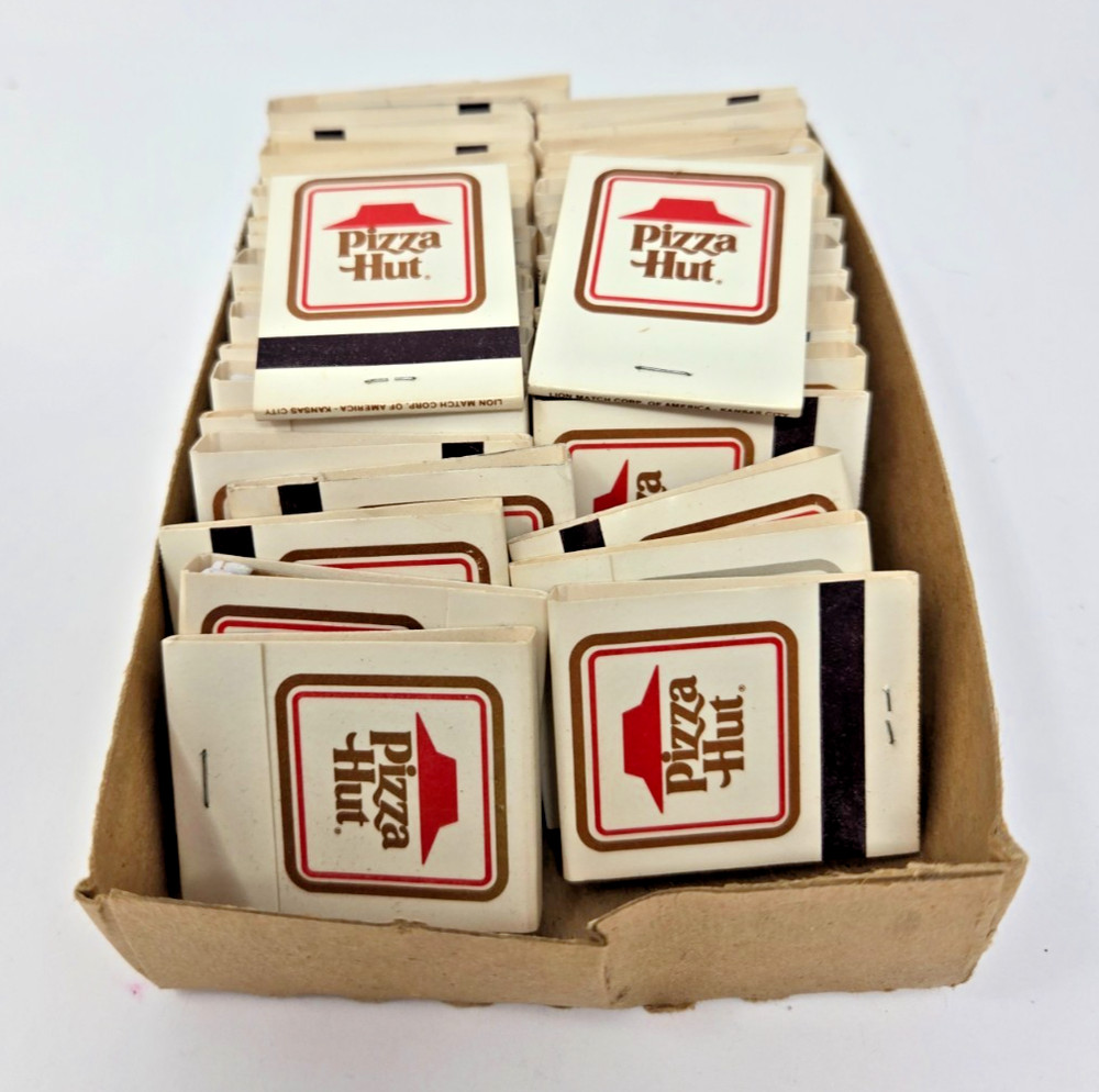 LOT of 36 Vintage Pizza Hut Restaurant Matchbooks in counter box UNSTRUCK NOS