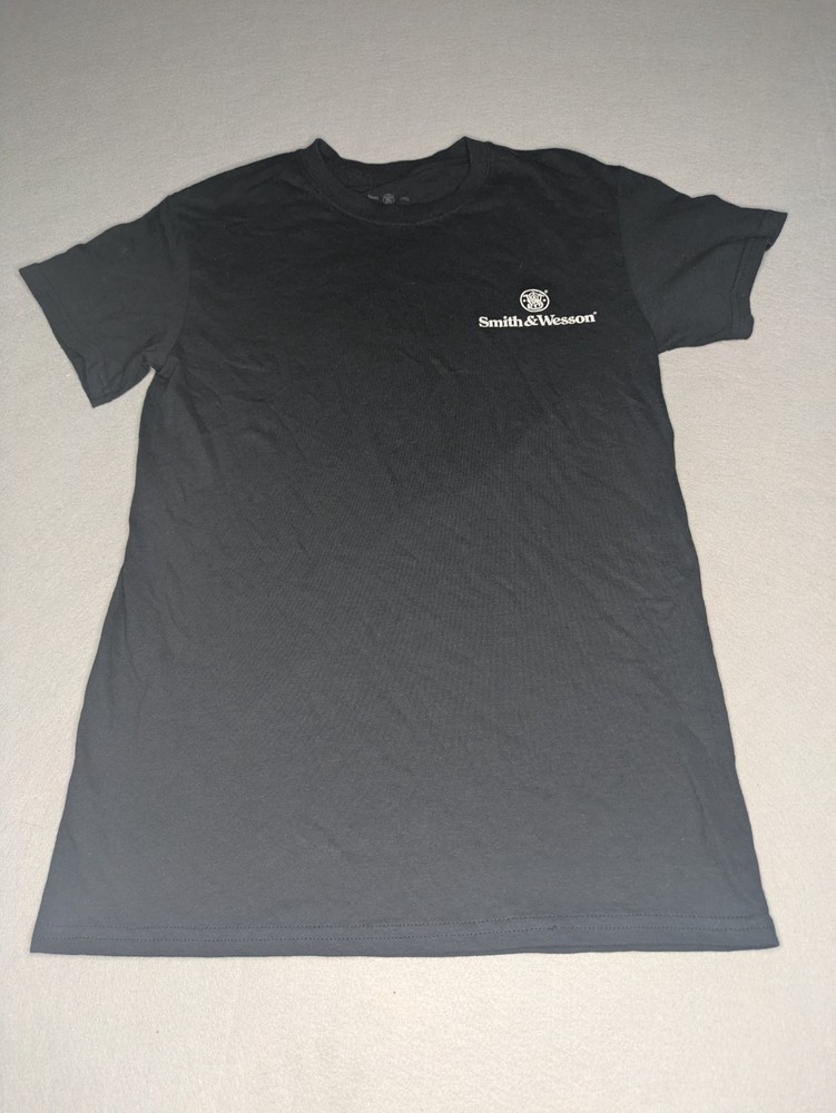 Smith & Wesson T Shirt Mens Large Black American Flag Graphic Logo Tee USA