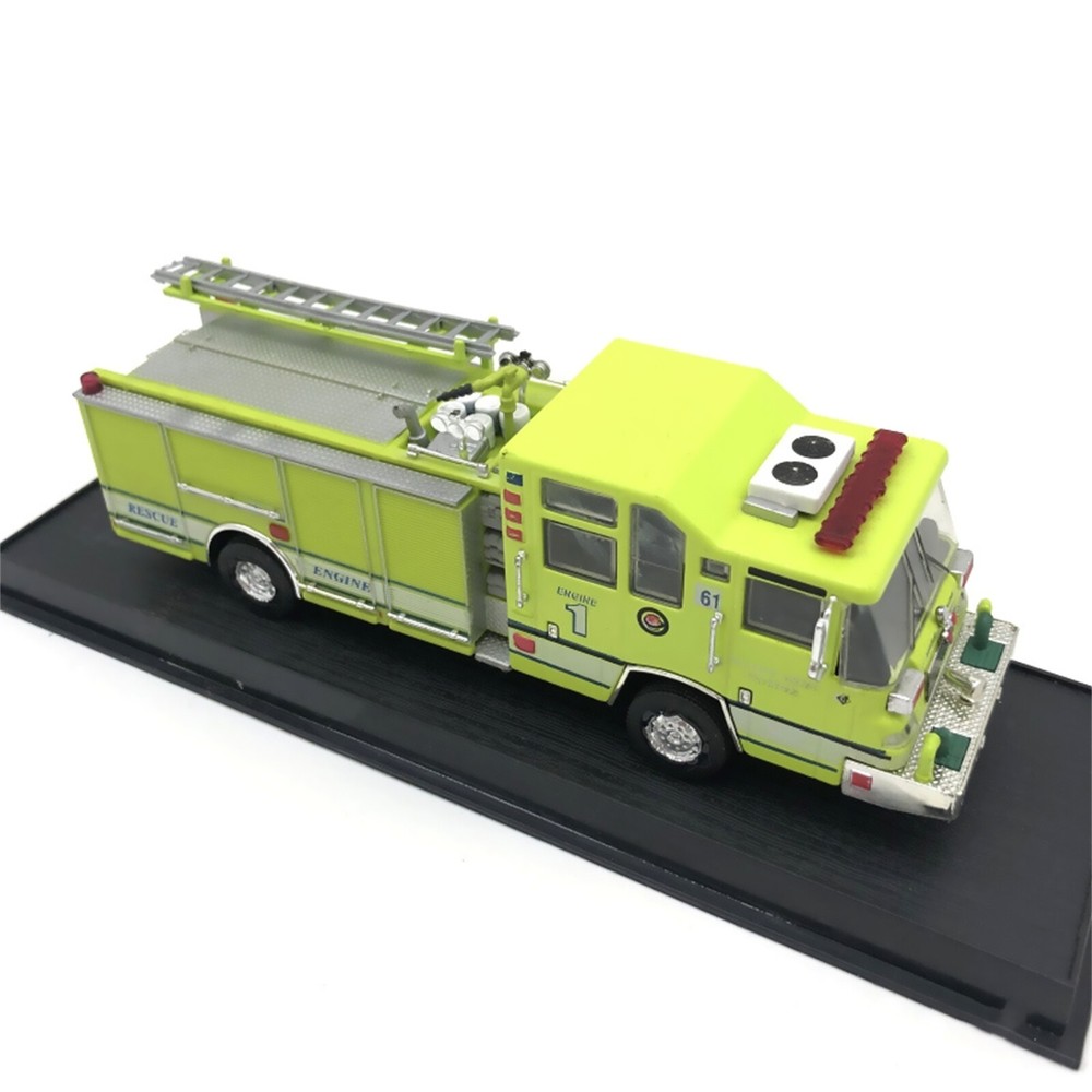 1:64 1997 Pierce Quantum Pumper Pump Fire Truck Alloy Model Collection Ornament