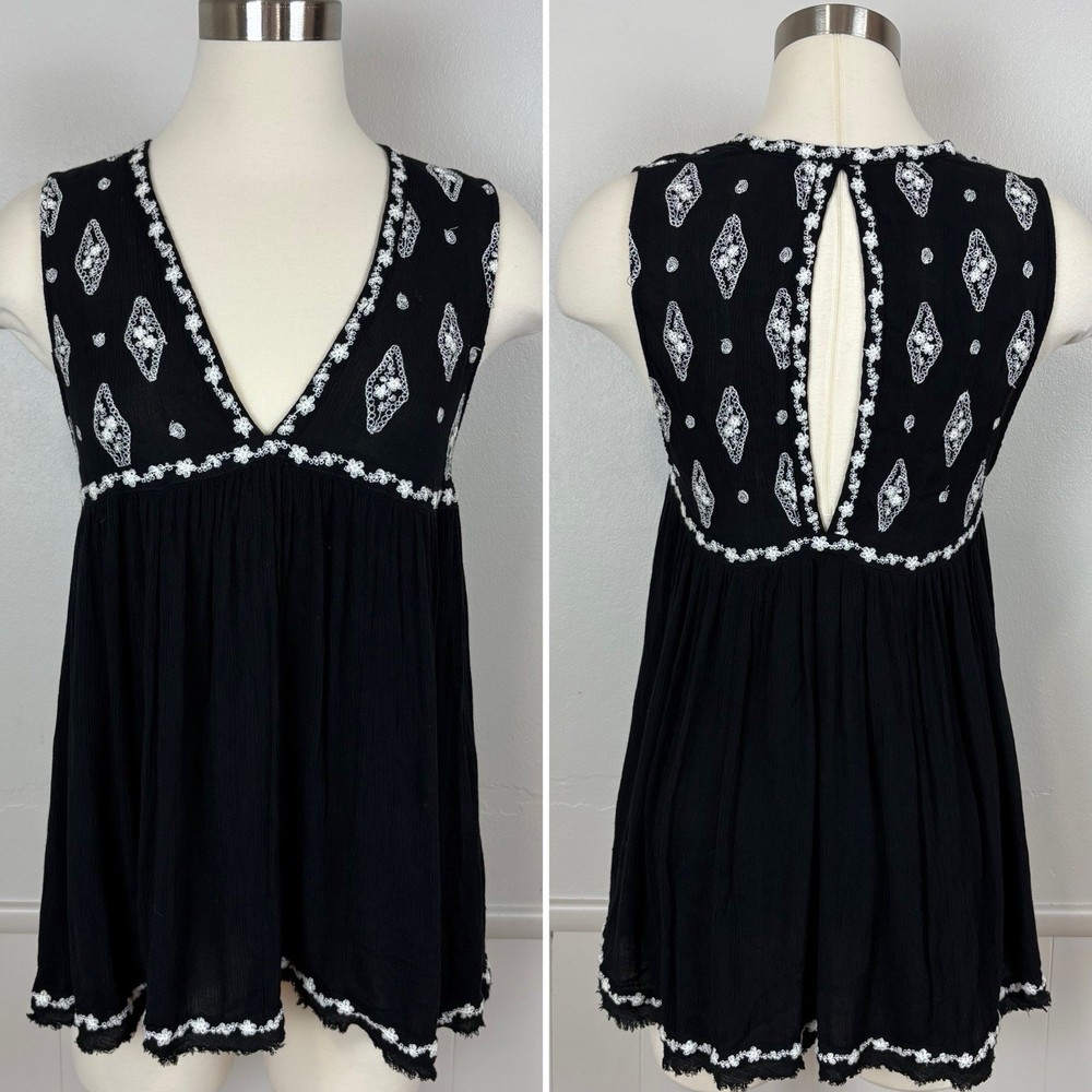 Free People Diamond Embroidered Sleeveless Top Sz XS Black Boho Chic Whimsigoth