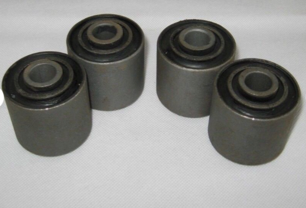 Discovery 1, Range Rover Classic Set 4 Front Radius Arm Bush NTC6860