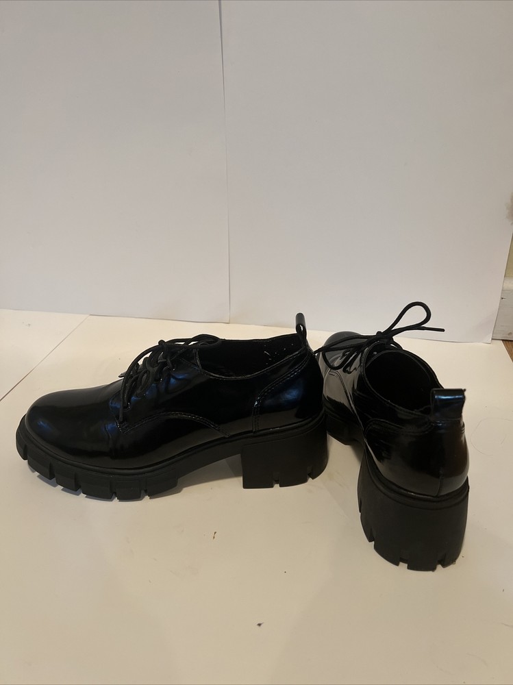 Madden Girl Block Heel Black Shoes Size 9.5 Scuff Marks On Inside See Pictures
