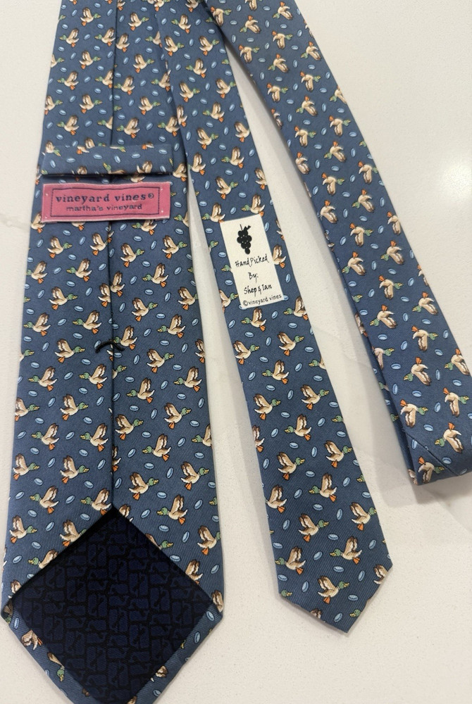 Vineyard Vines Men's Silk Tie Duck Bird Animal Print Blue Woven Logo