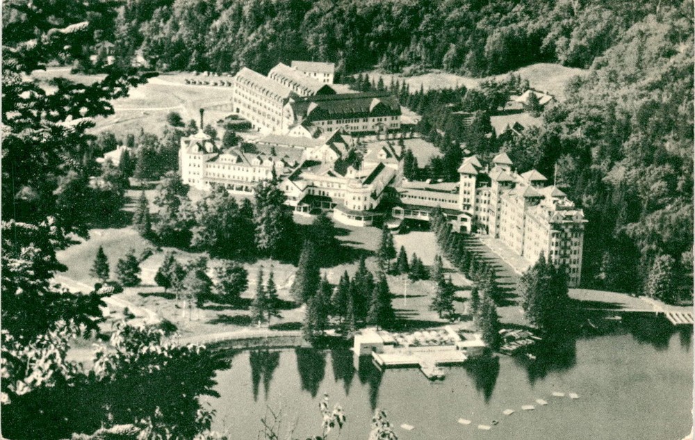 Balsams, Lake Gloriette, White Mountains, Dixville Notch, New Hampshire Postcard