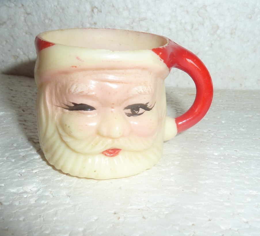 Vintage Winking Santa Claus Plastic Mini Mug Made In Hong Kong 1.5