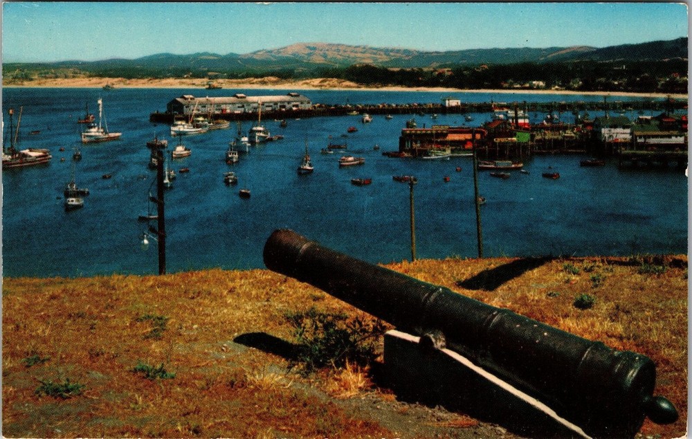 Monterey CA-California, Monterey Harbor, Cannon, Vintage Postcard
