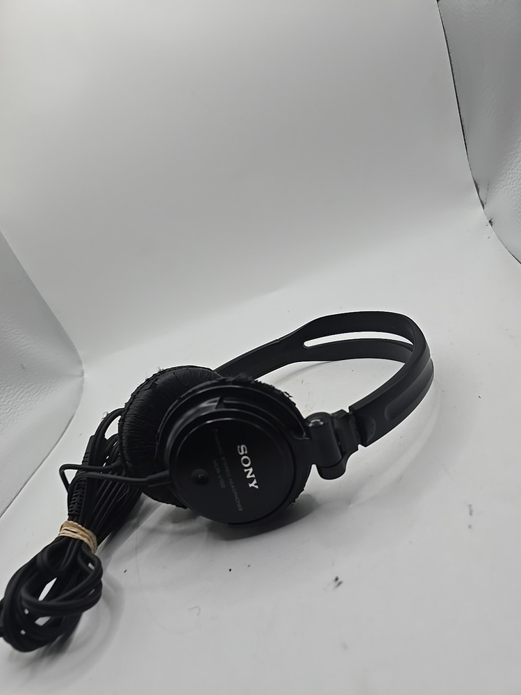 Stereo Headphones - SONY MDR-V150 On Ear Wired Headphones - Black tested working