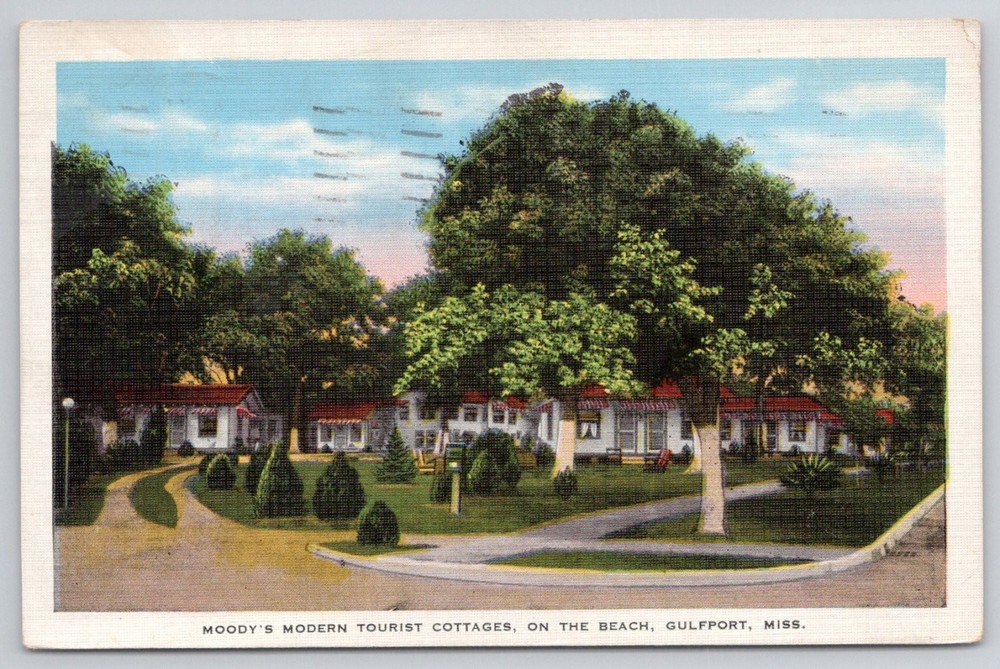 Moody's Modern Tourist Cottages Gulfport MS 1937 Linen Postcard E. C. Kropp