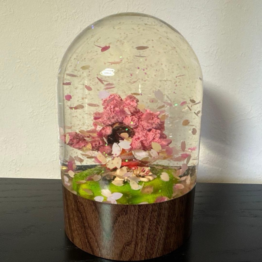 Okami Amaterasu snow globe edition Cherry blossom ball in full bloom from Japan
