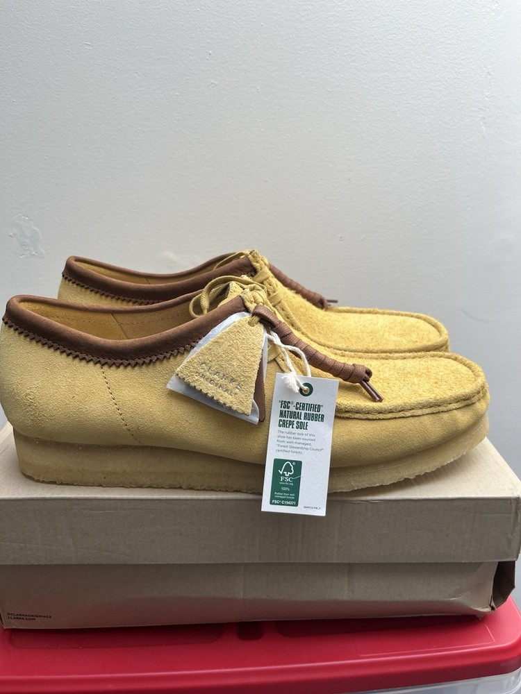 Clarks Originals Wallabee Suede Moccasin Lace Up Casual Shoes Beige Mens