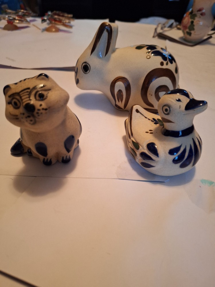 mexican pottery figurines Lot Of Three Animals