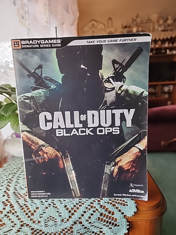 Call Of Duty Black Ops Offical Game Strategy Guide Xbox 360 PS3 & PC Softcover