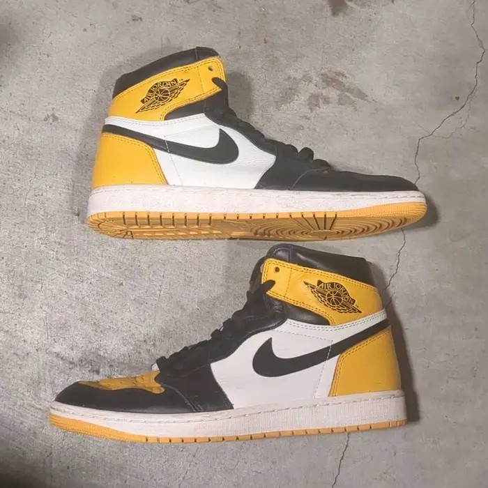 Air Jordan 1 Retro High OG 'Yellow Toe' 555088 711 Size 9.5 US Men Used No Box