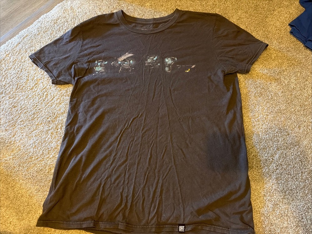 Men’s Medium Gray Mini PEKKA Supercell Tshirt Clash Royale