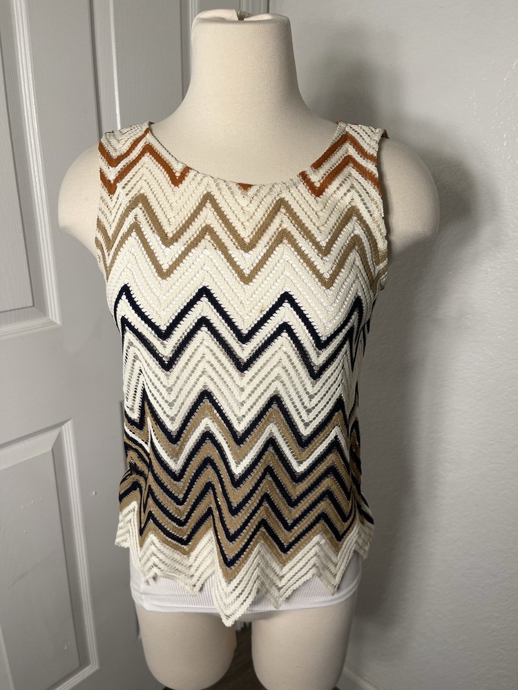 Women’s Chevron Knit Tank Top Size Small (S) – Beige Black Sleeveless Top
