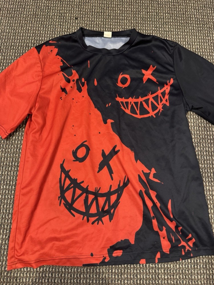 Black/Red Graphic Print Men's Crew Neck Short Sleeve T-Shirt Size L Regular