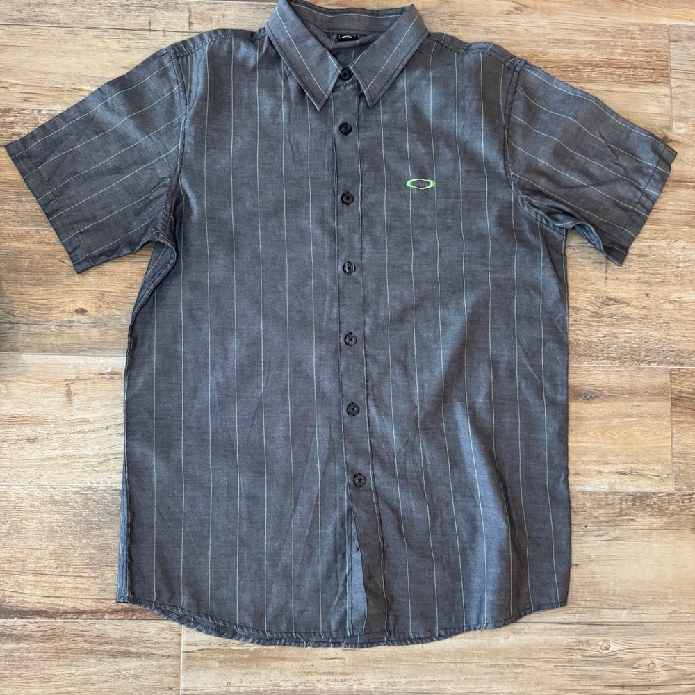 Oakley Mens Short Sleeve Button Up Shirt Gray Pinstripe Casual Top M