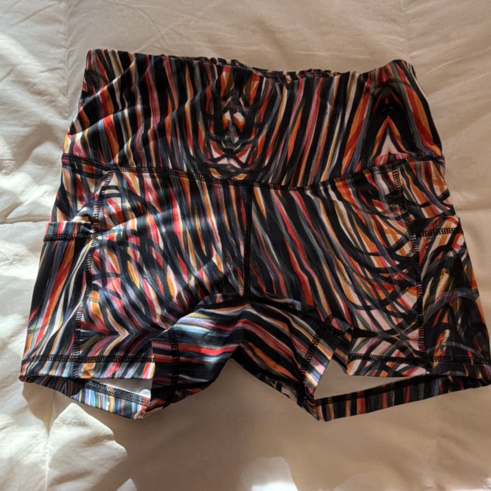 Sweaty Betty Women's Athletic Shorts Multicolor Geometric Stretch Sports