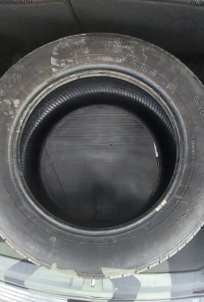 Continental CrossContact LX20 All-Season 275/55R20 SUV Tire