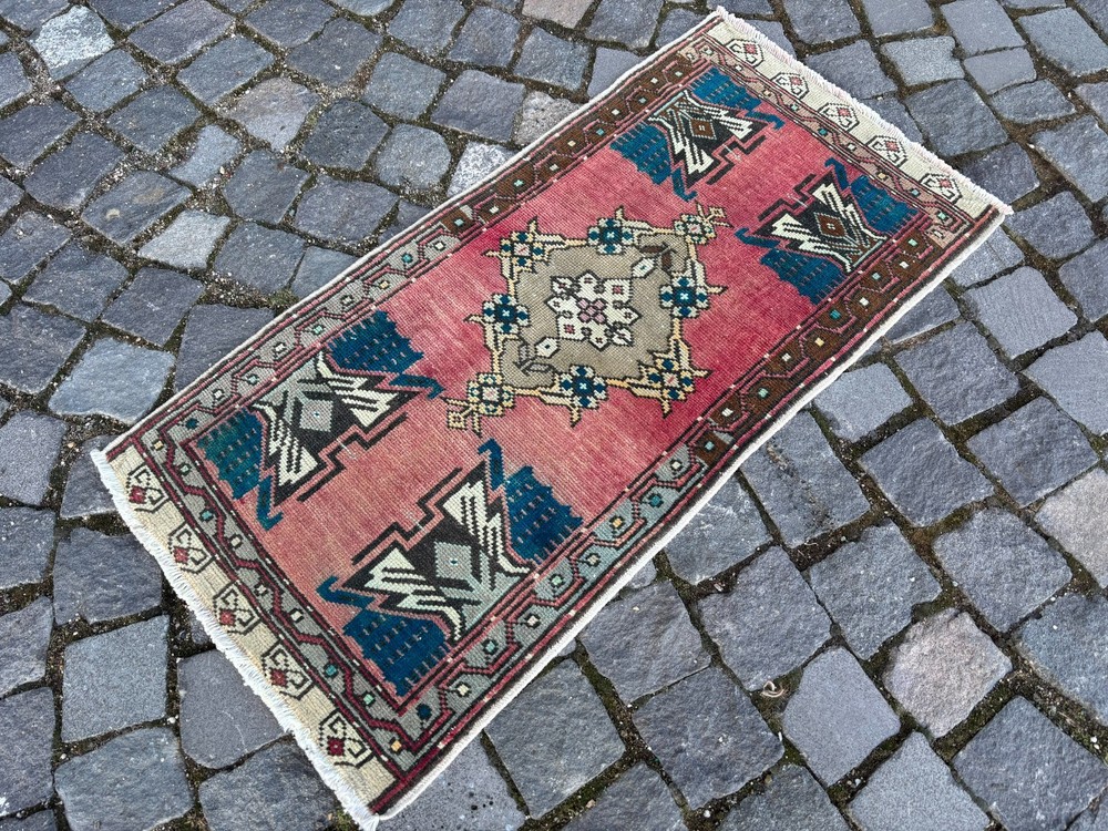 Doormats,Turkish handmade rug,Vintage wool rugs, Bohemian small rug 1,6 x 3,2 ft