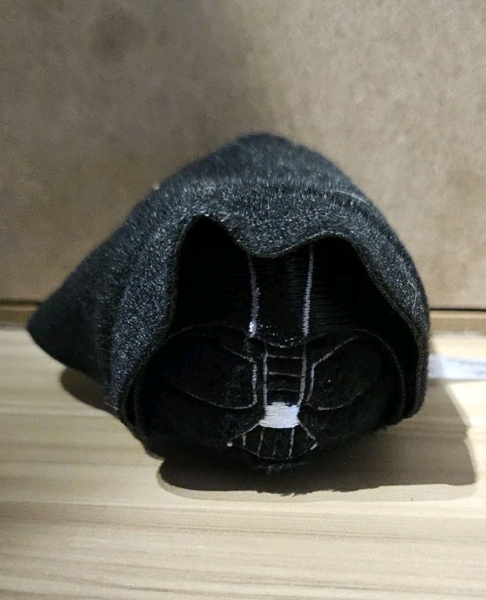 Disney Store “Darth Vader” Mini Tsum Tsum Plush - Star Wars -