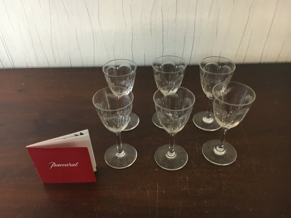 26 White Wine Glasses Model Molière In Baccarat Crystal (Price Per Unit)