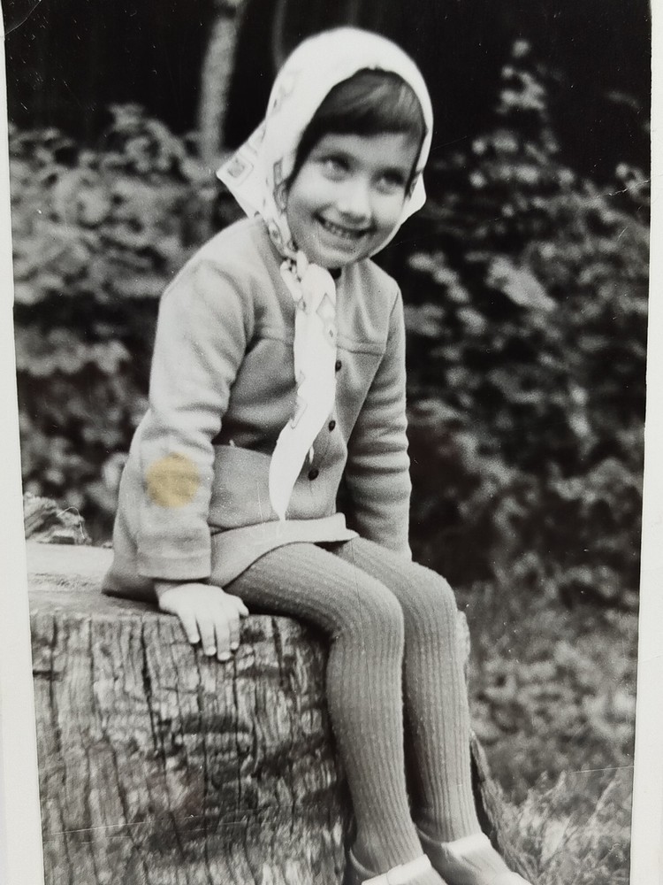 Vintage - Retro - Photo - Beautiful Girl - Child - 1960s - Black & White #8