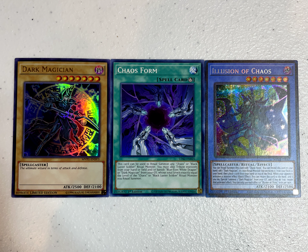 Yu-Gi-Oh Dark Magician Illusion of Chaos Chaos Form MP23-EN017 Prismatic S033 Ultra Rare