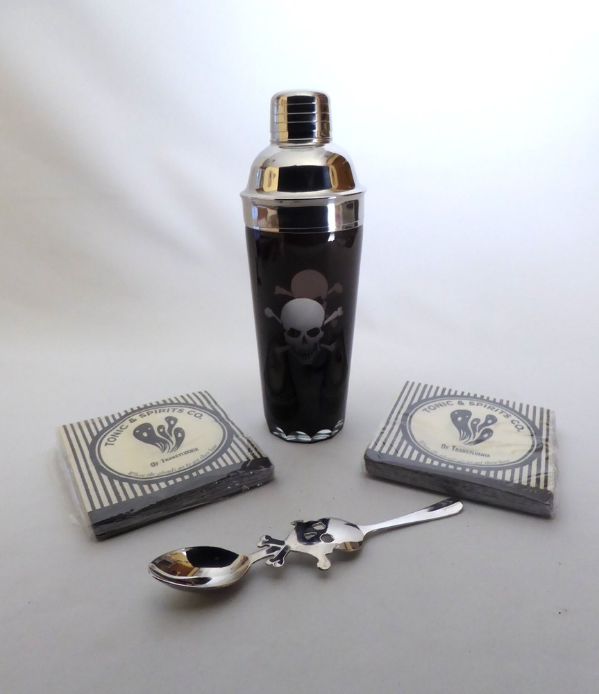 SKULL CROSSBONES GLASS COCKTAIL SHAKER TOXIC SPIRITS NAPKINS ABSINTHE SPOON -NEW-image