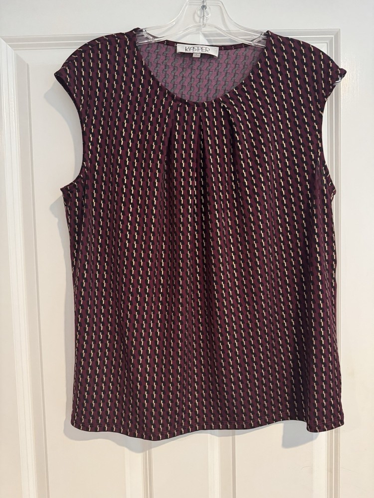 Kasper Burgundy Geometric Pleated Sleeveless Round Neck Pullover Blouse, L