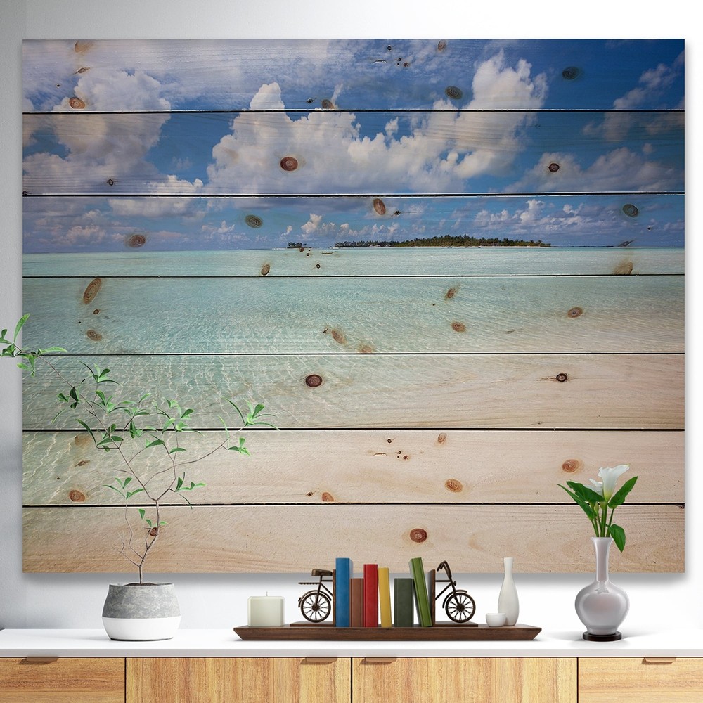 Designart 'Fascinating Maldives Empty Seashore' Nautical & Coastal Wood Wall