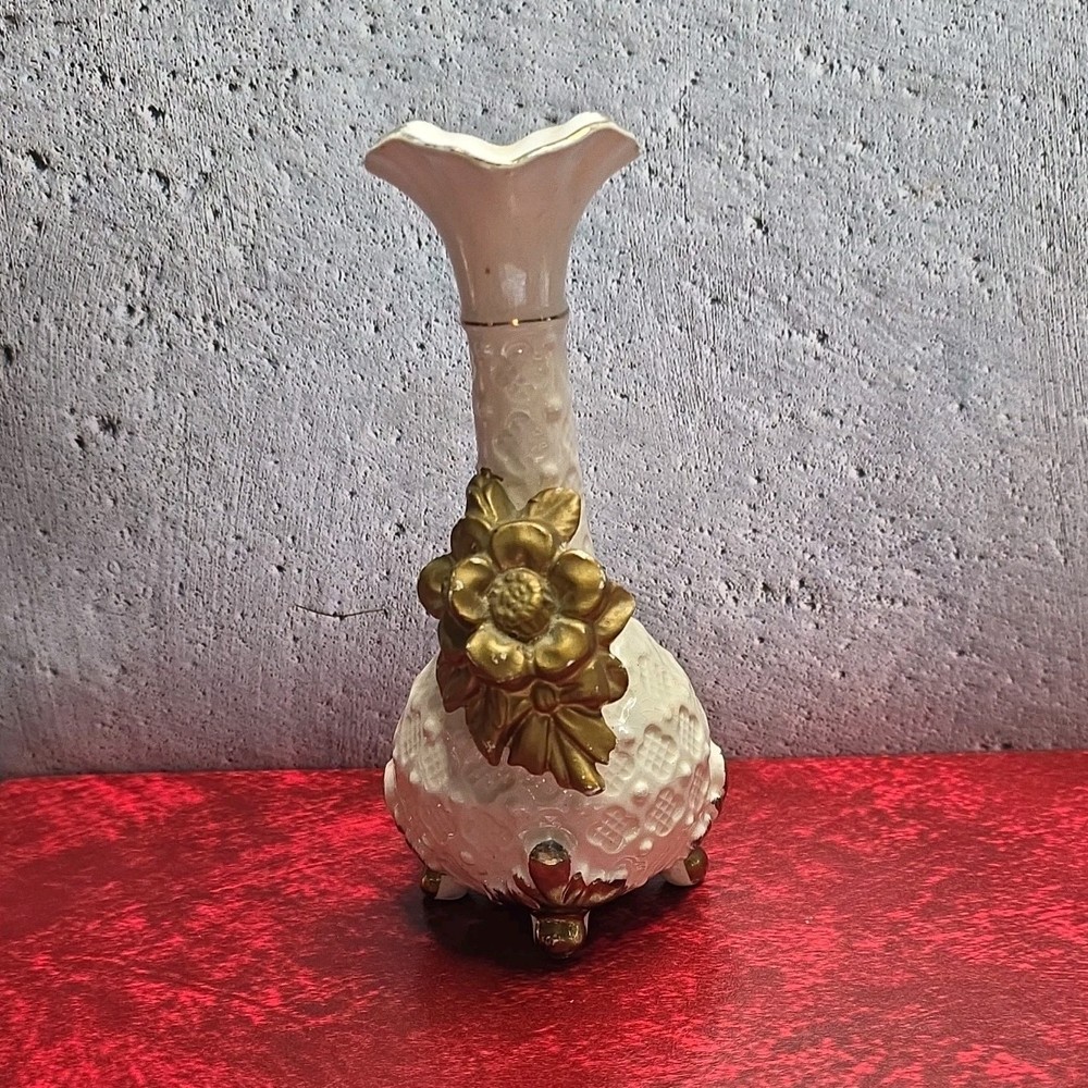 Ceramic Vase White Gold Floral Pattern Decorative Glossy Finish