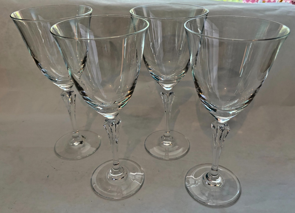Vintage Cut Crystal Wine Water Goblets Set of 4 Faceted Stem 8